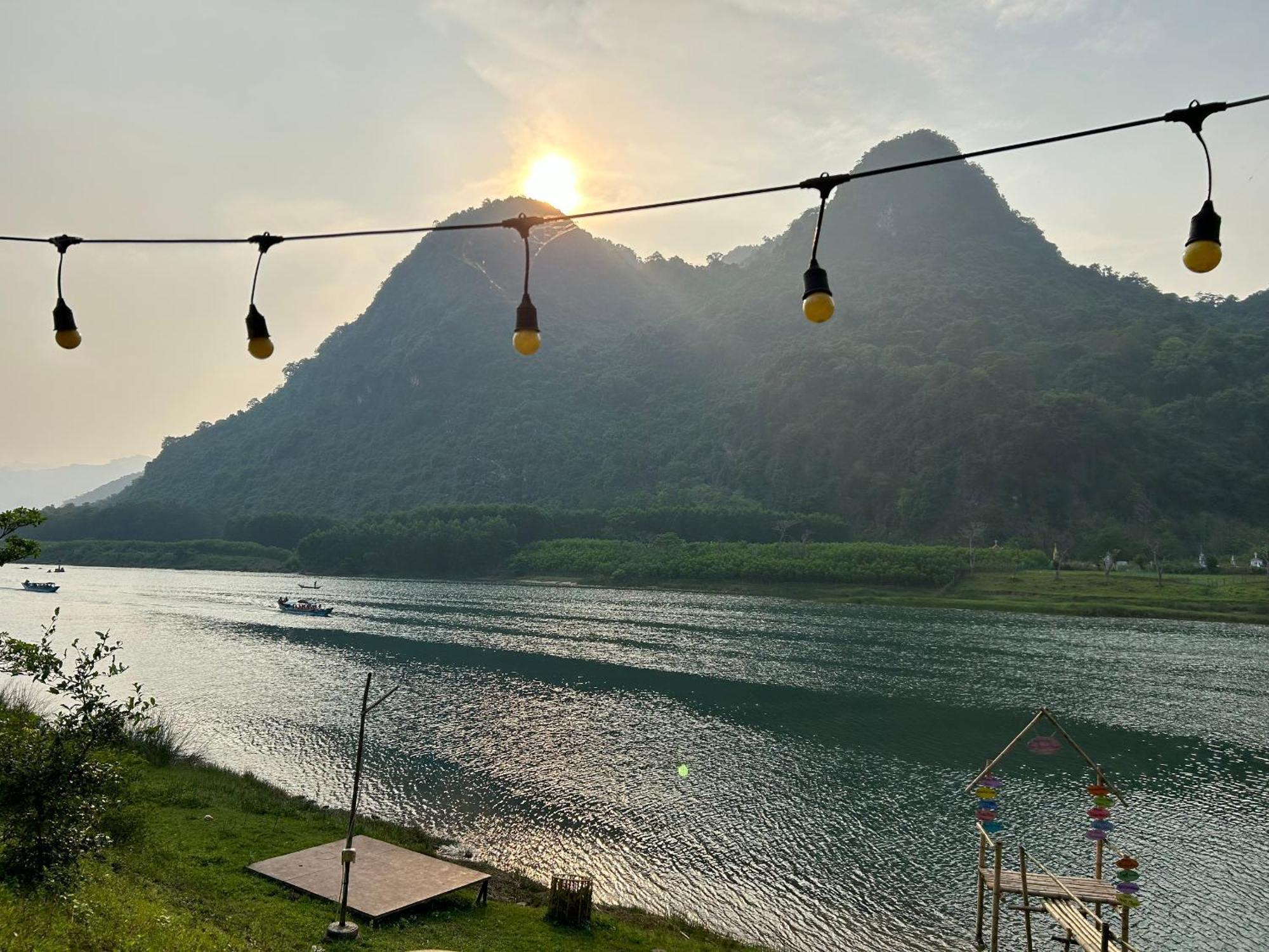 Son River House Phong Nha Exteriér fotografie