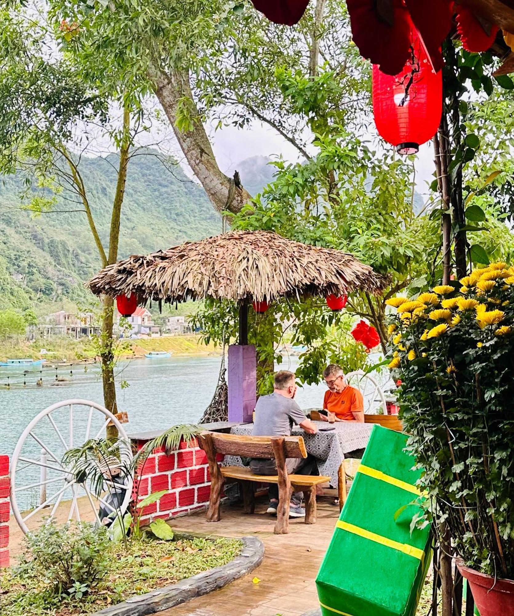 Son River House Phong Nha Exteriér fotografie